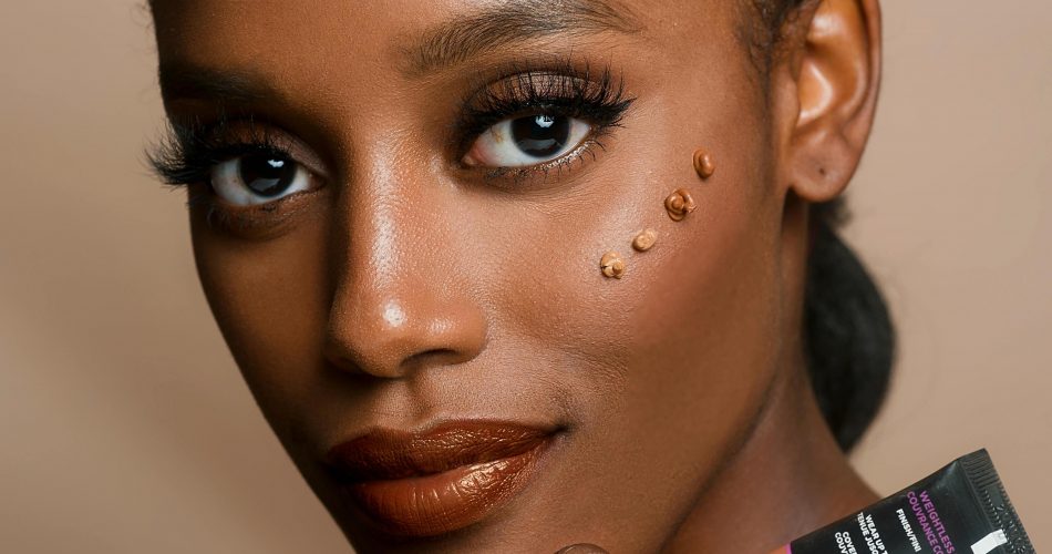 Come mantenere make up estate